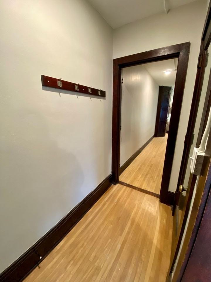 213 213 - 215 N 2nd Ave E  - 215 N 2nd Ave E, #2 - Photo 3 of 22