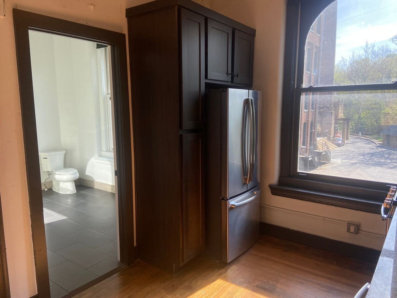 641 N 13th St - Photo 3 of 10