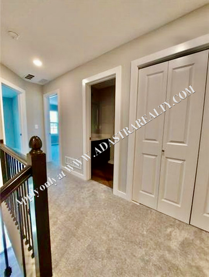 315 N 6th Ter - Photo 7 of 12