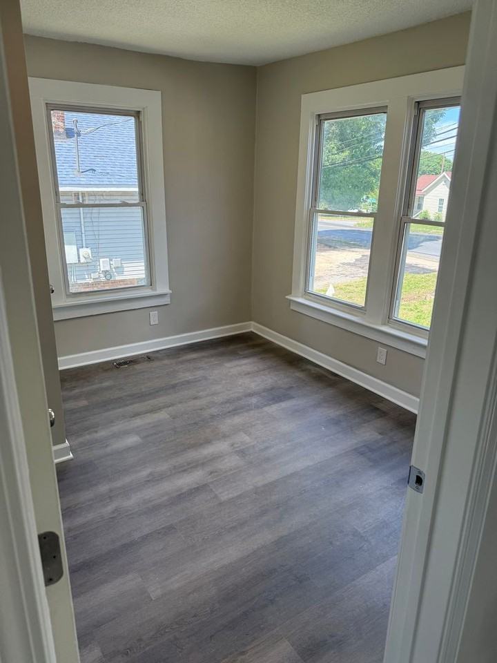 1856 S Martin Luther King Jr Dr - Photo 2 of 19