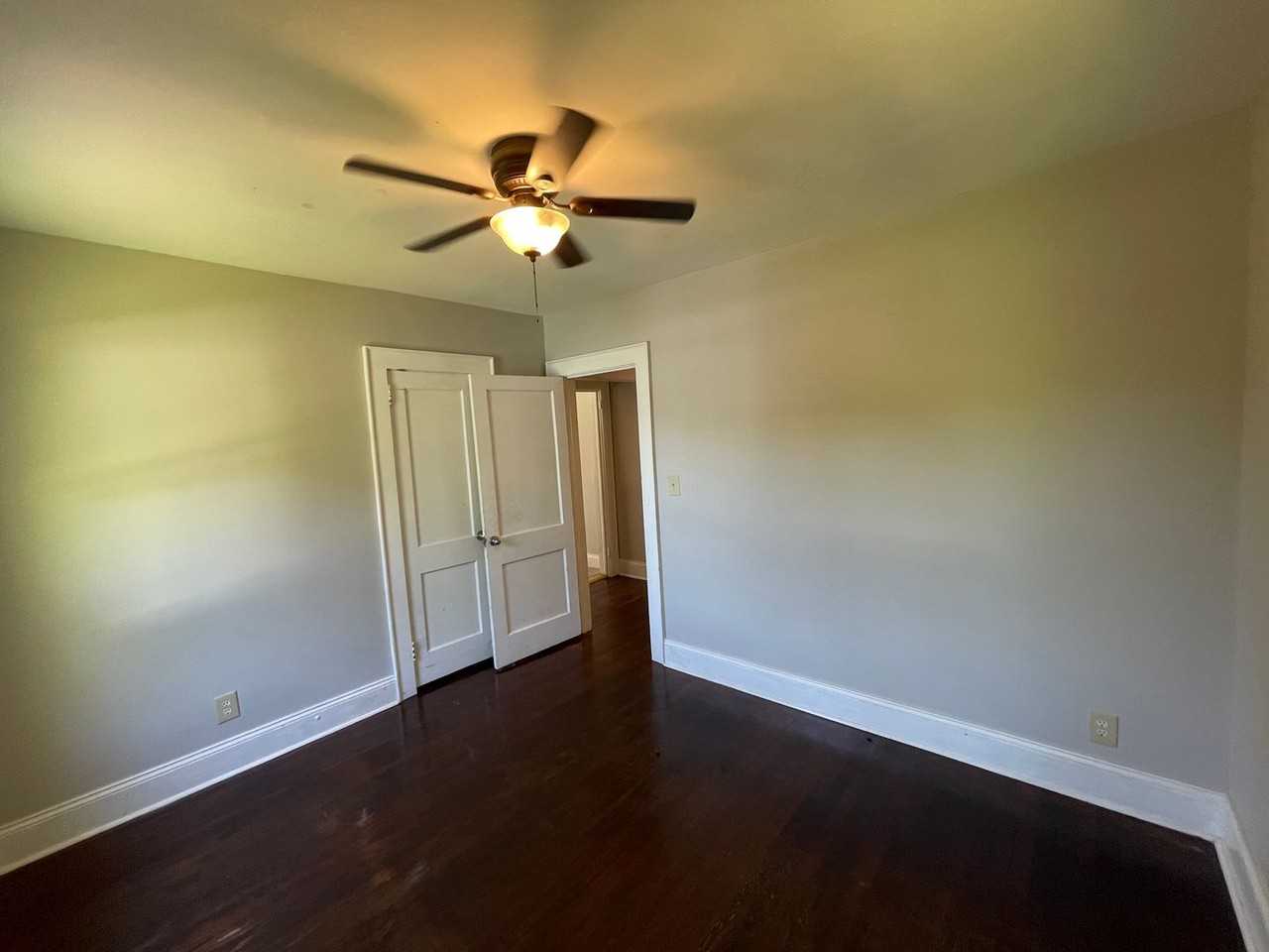 825 Churchill Dr - Photo 7 of 11