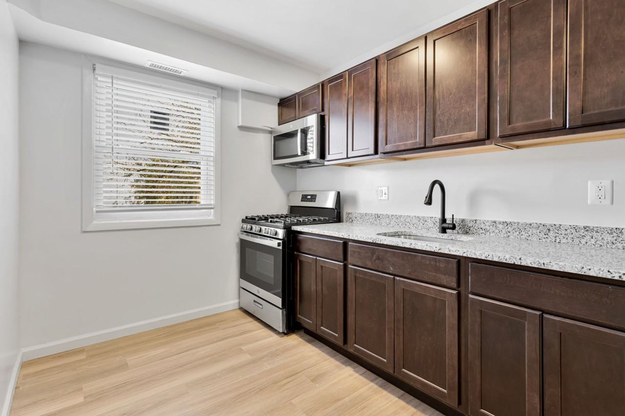 Atlantic Gardens - Photo 6 of 17