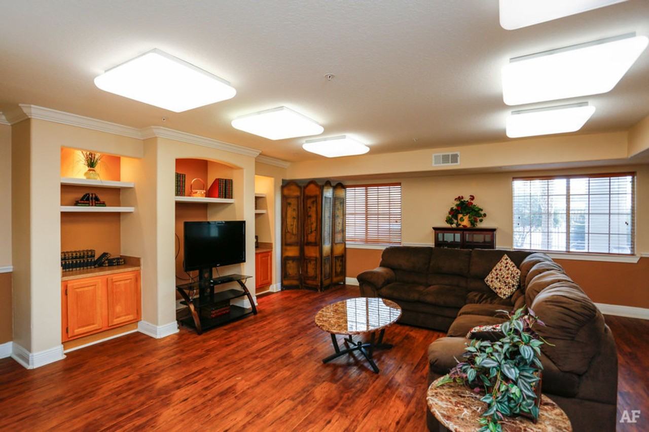 Holly Ridge Apartments – Active Senior Living, Southern Charm, Endless Possibilities! - Photo 7 of 22