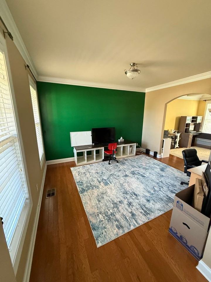 340 Lancelot Ct - Photo 4 of 24