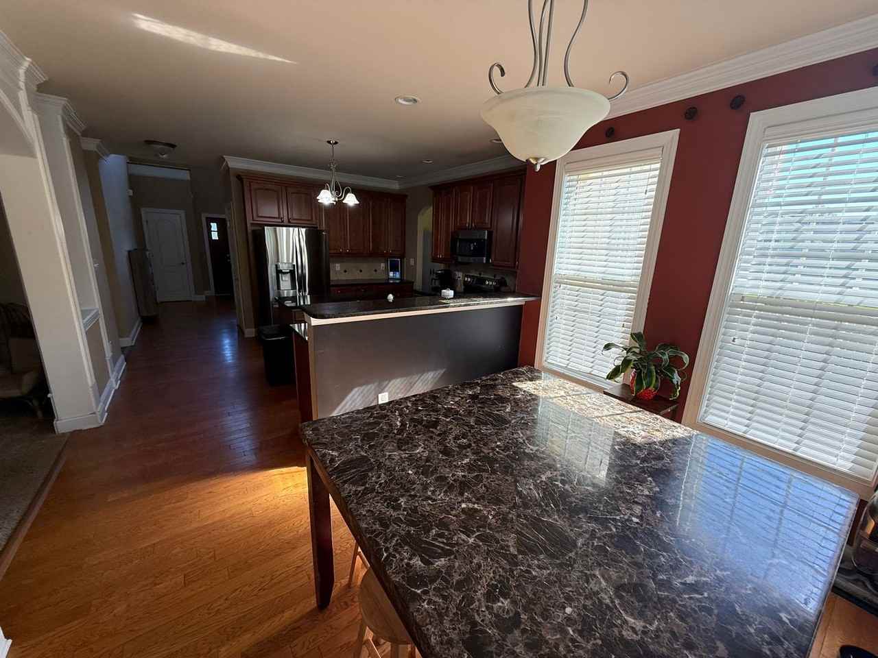 340 Lancelot Ct - Photo 7 of 24