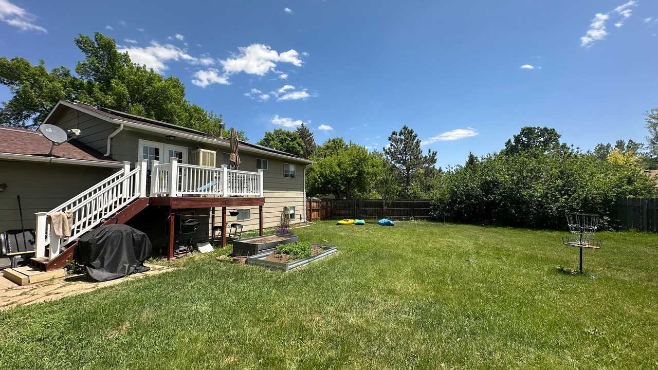 2537 Timber Ct - Photo 5 of 24