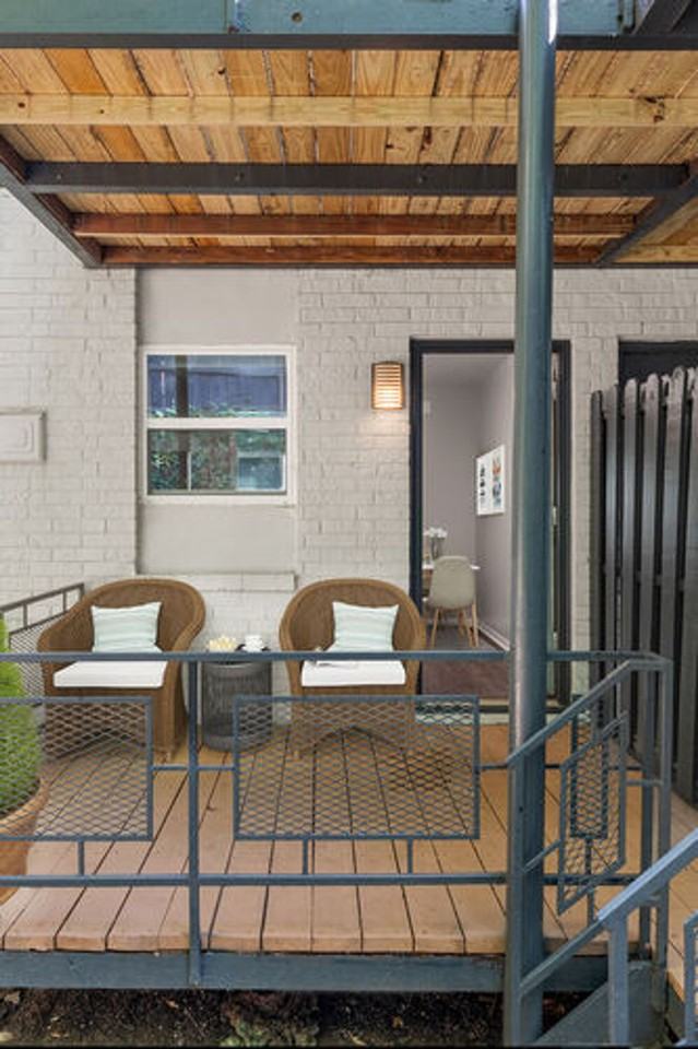 351 Hillcrest - Photo 6 of 10