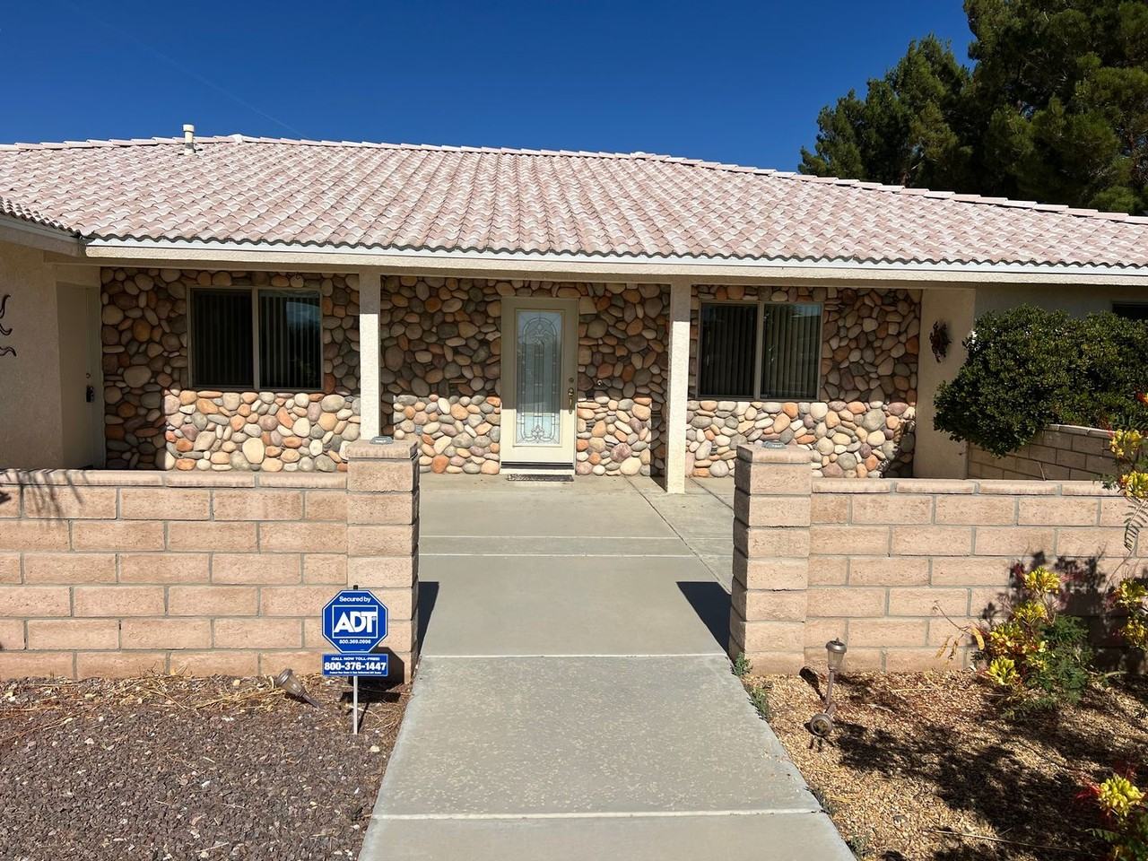 26738 Hitching Post Ln - Photo 2 of 23
