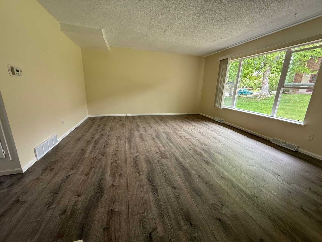 12631 W Alameda Dr - Photo 2 of 11