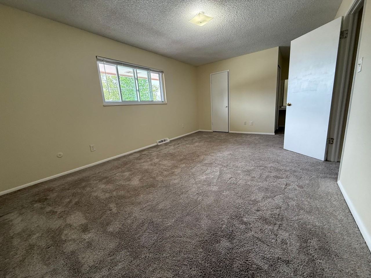 12631 W Alameda Dr - Photo 3 of 11