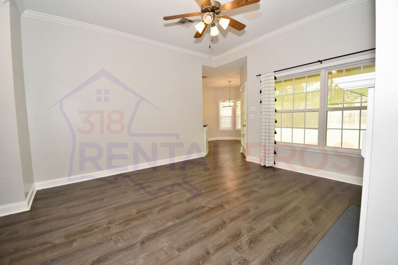 2214 Arabella St - Photo 4 of 25