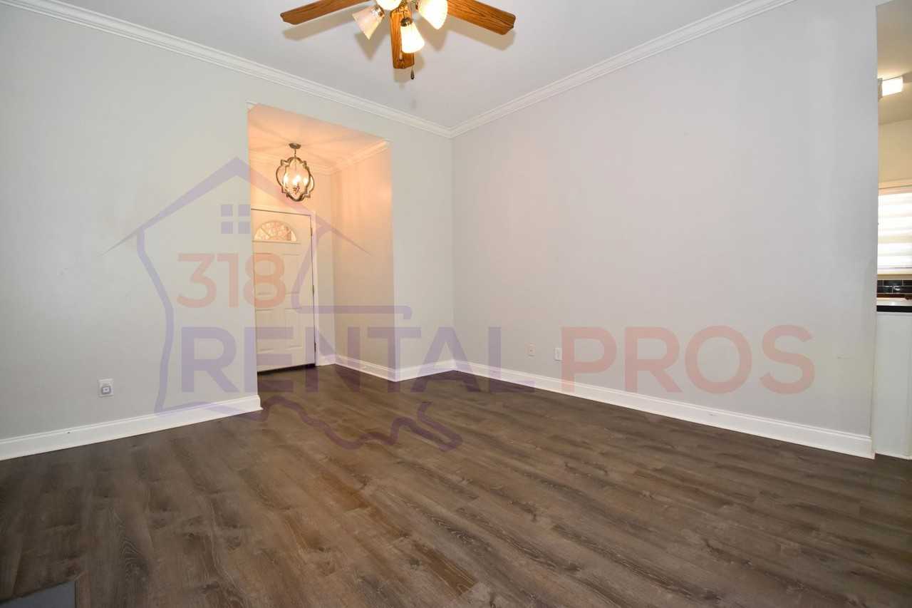 2214 Arabella St - Photo 5 of 25