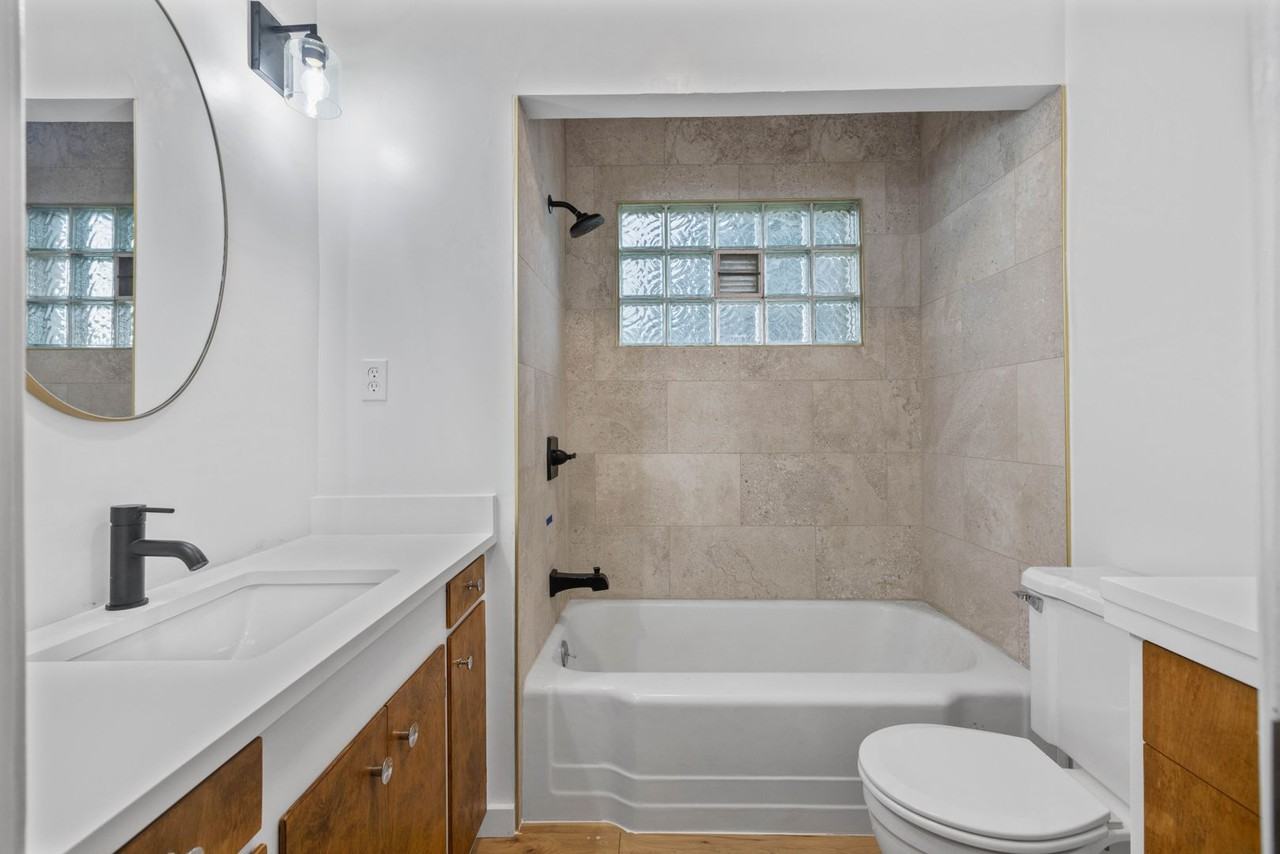 488 N 2400 E - Photo 5 of 37