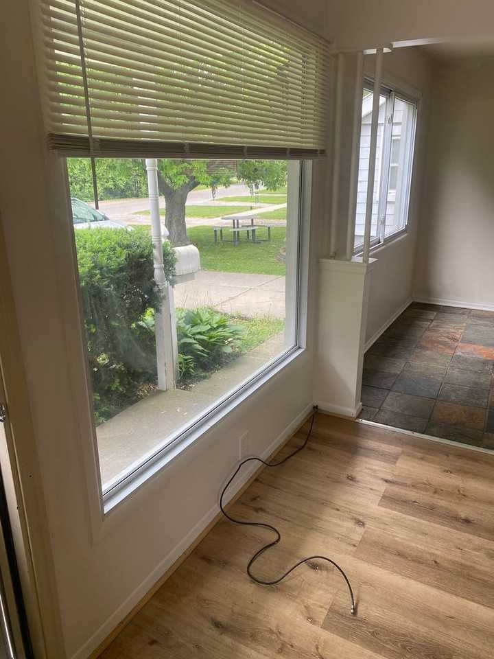 15565 Pomona Dr - Photo 3 of 17