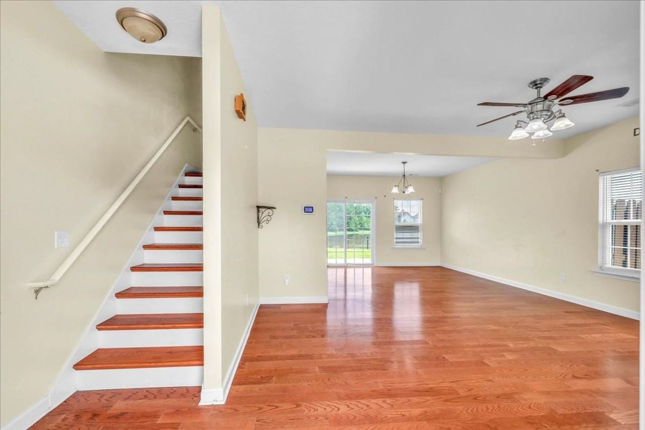 256 Savannah Ln - Photo 2 of 39