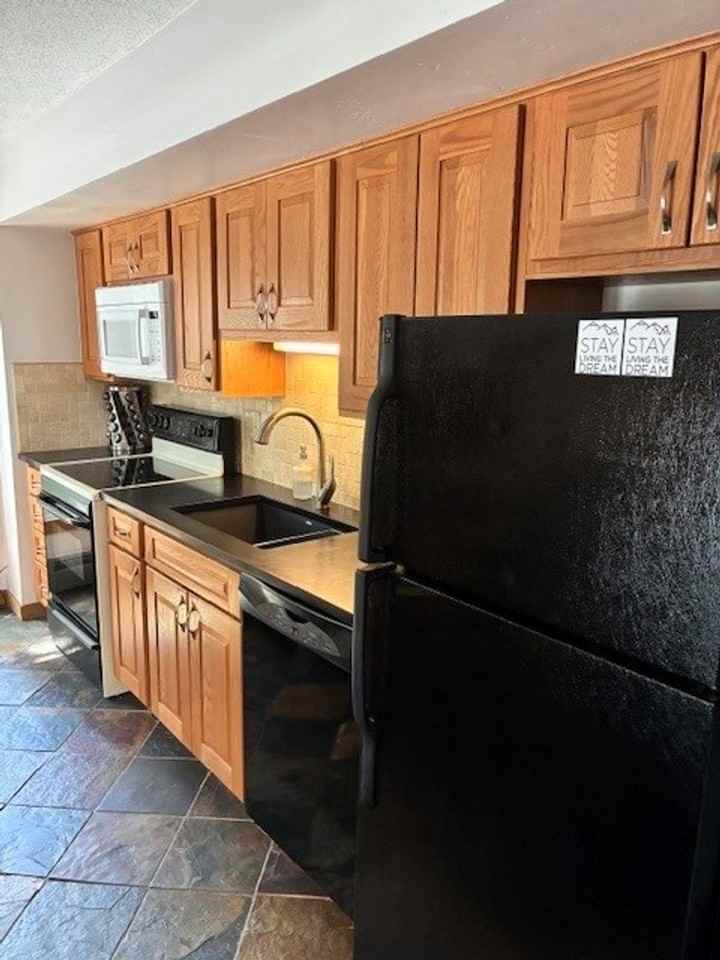 1075 Ski Hill Rd Bldg A #46 - Photo 2 of 24