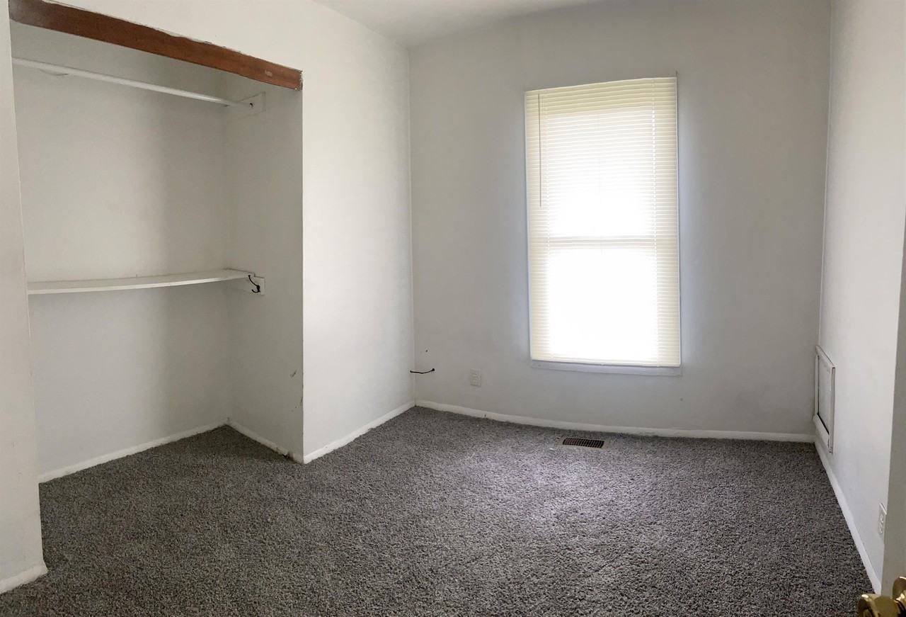 1506 W Bradley Ave - Photo 2 of 8