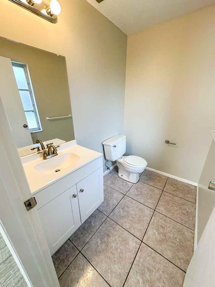 29 Se 24th Ave - Photo 7 of 10
