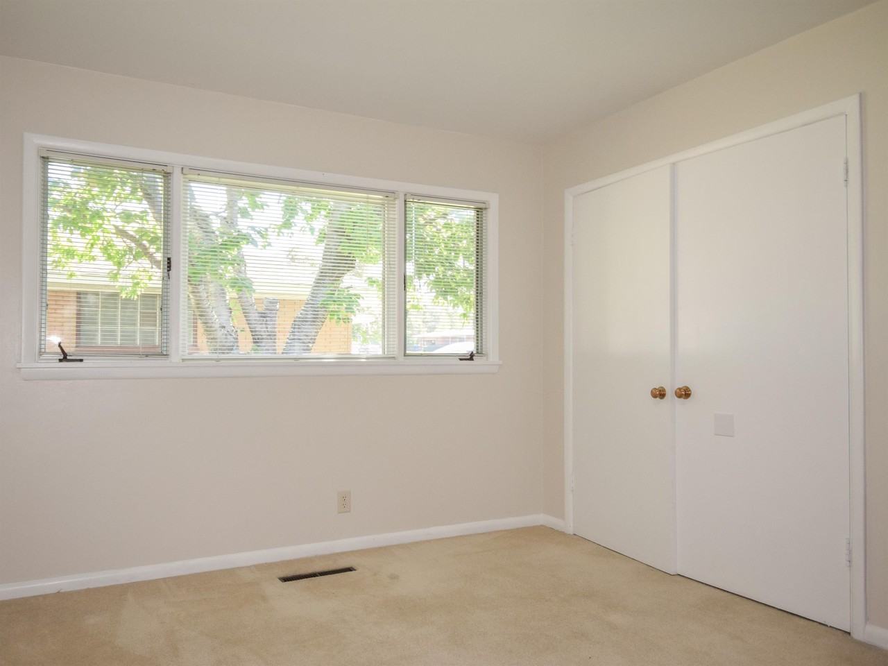 241 Eastnorth - Photo 2 of 30