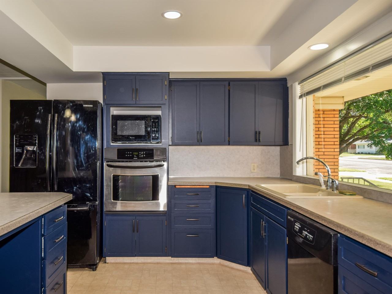 241 Eastnorth - Photo 3 of 30