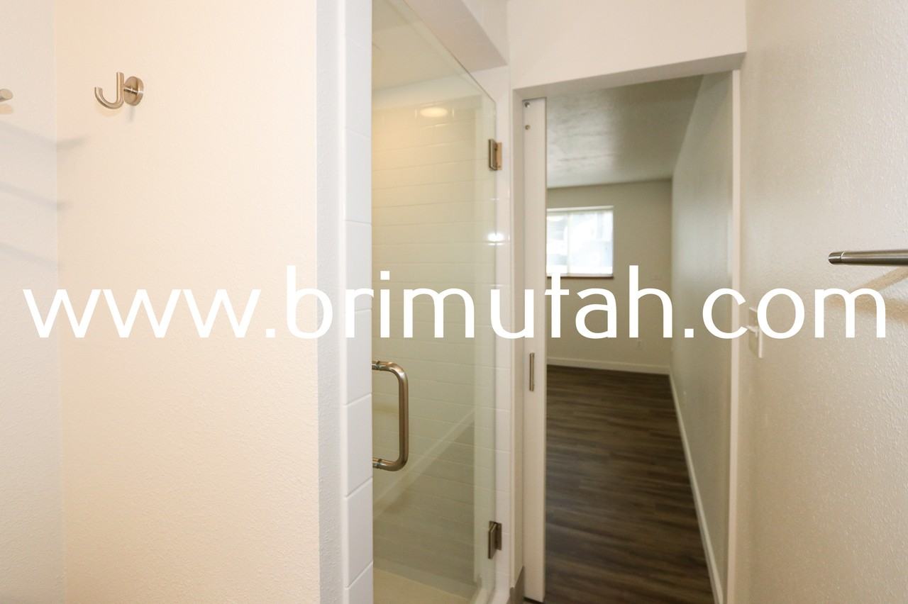 3685 S St #1 - Photo 5 of 23