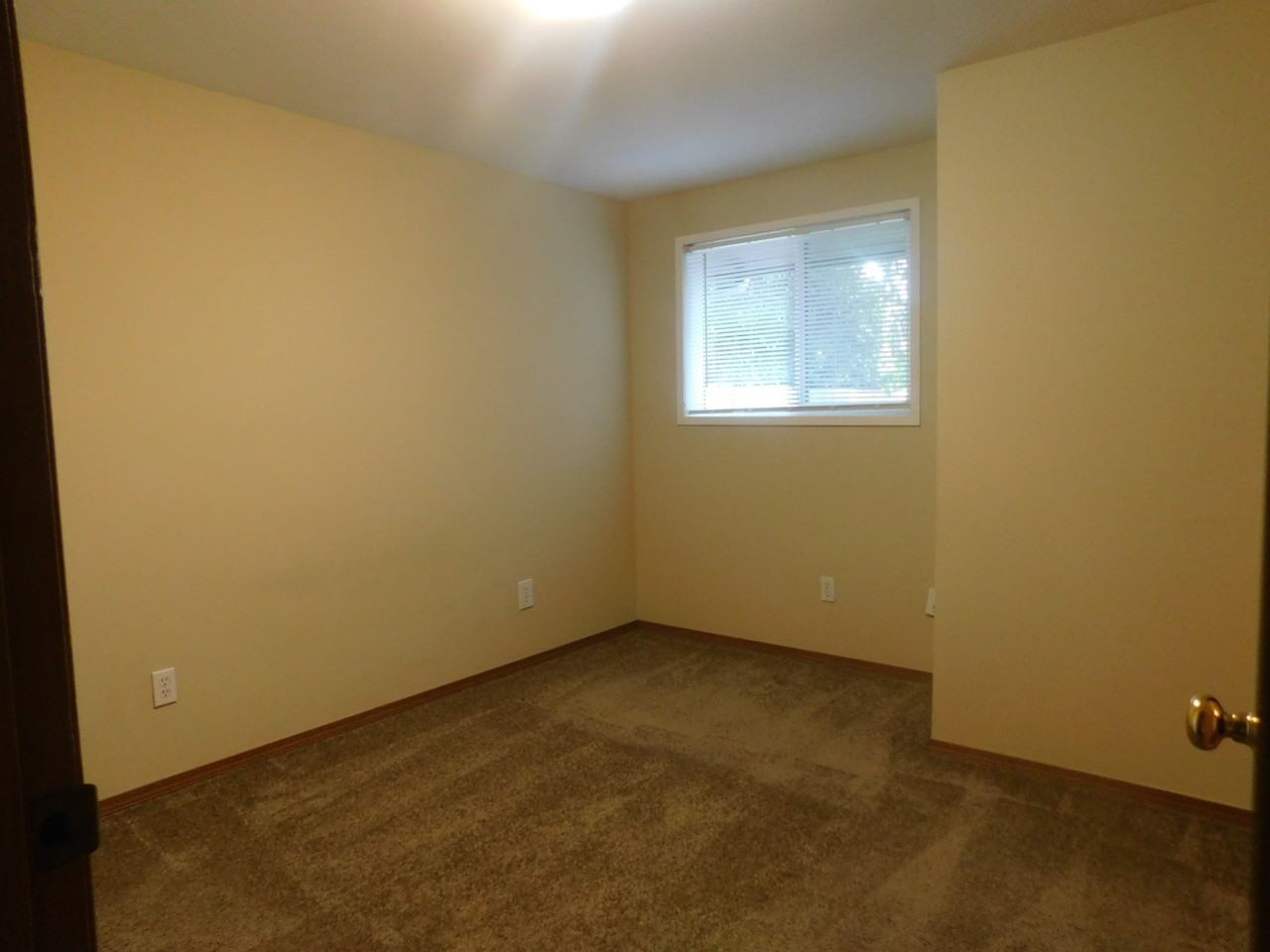 1207 Beach Ave #2 - Photo 6 of 18