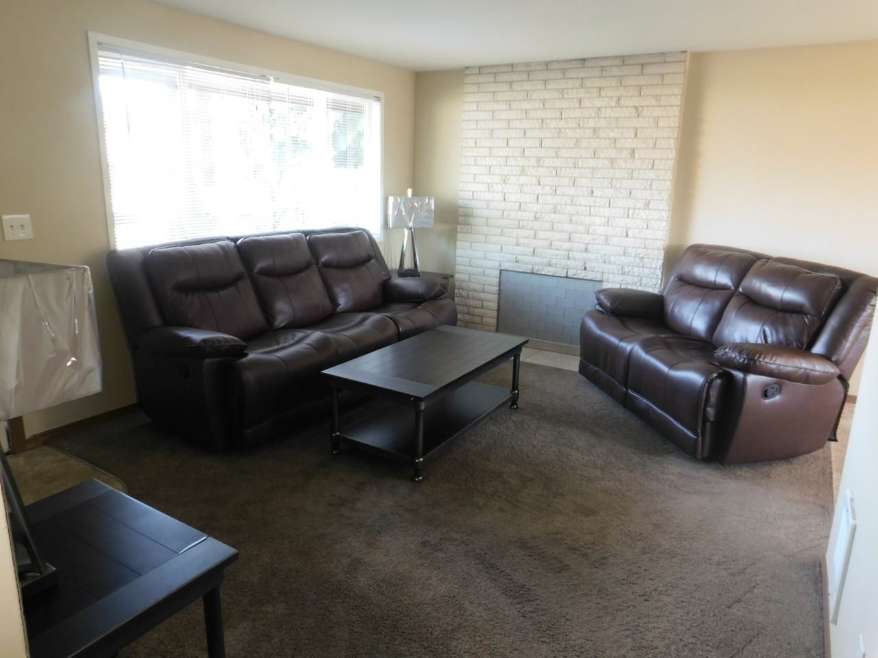 1207 Beach Ave #2 - Photo 2 of 18