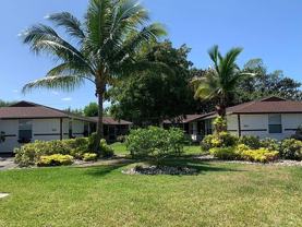 828 96th Ave N #B - Photo 1 of 1