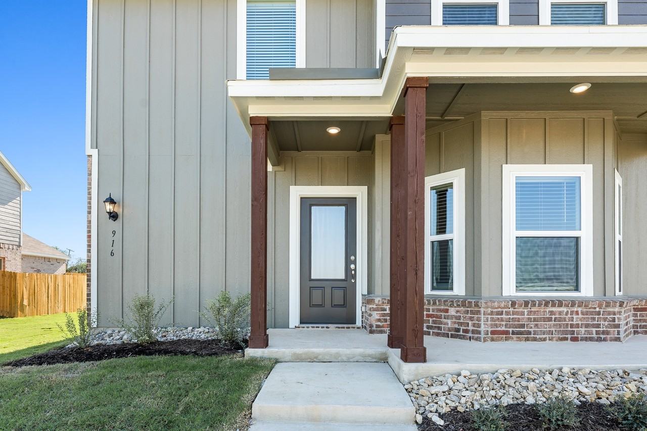 1000 Camelia Grove Ct - Photo 2 of 15