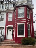 featured image of 1007 N Madison St #B
