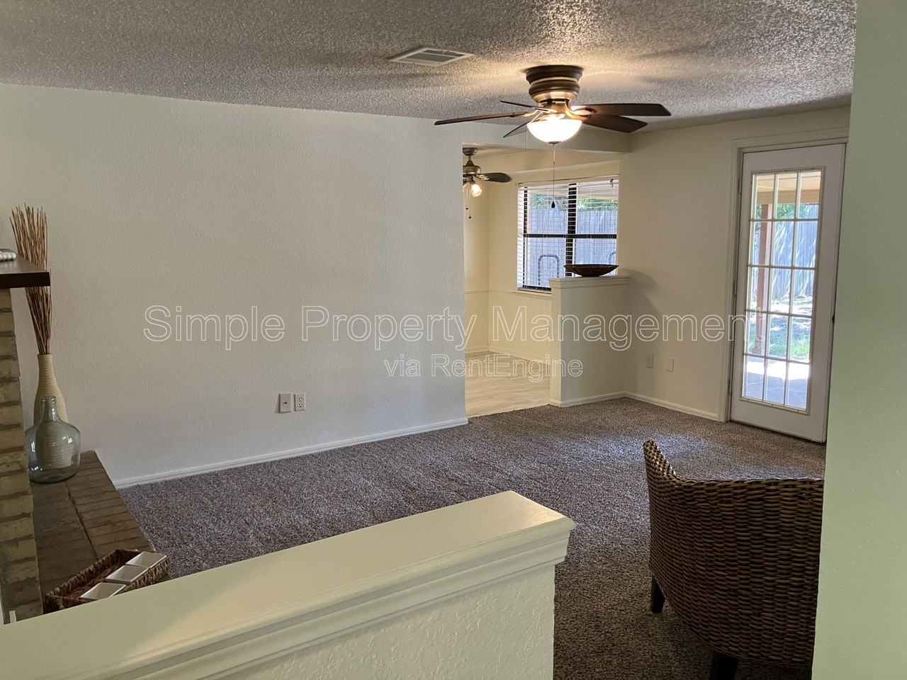 1412 Del Norte Dr - Photo 3 of 20