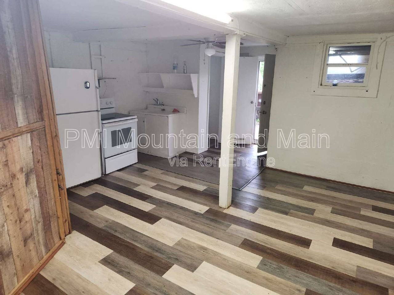 51 Summit St #4 - Photo 3 of 12