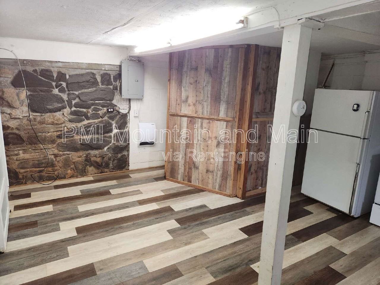 51 Summit St #4 - Photo 5 of 12