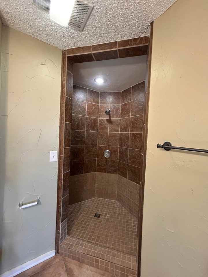 6508 25th St - Photo 6 of 16