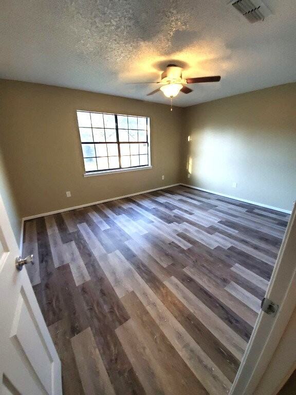 6508 25th St - Photo 7 of 16