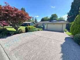 18660 Roundtree Dr - Photo 1 of 1