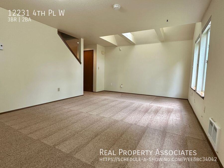 12231 4th Pl W - Photo 3 of 19