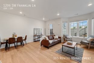1206 Sw Franklin Ln - Photo 1 of 1