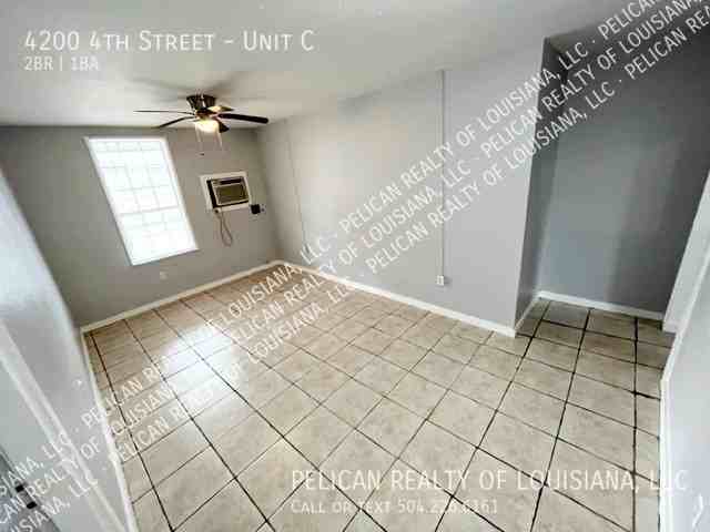 4200 4th St #C - Photo 7 of 11