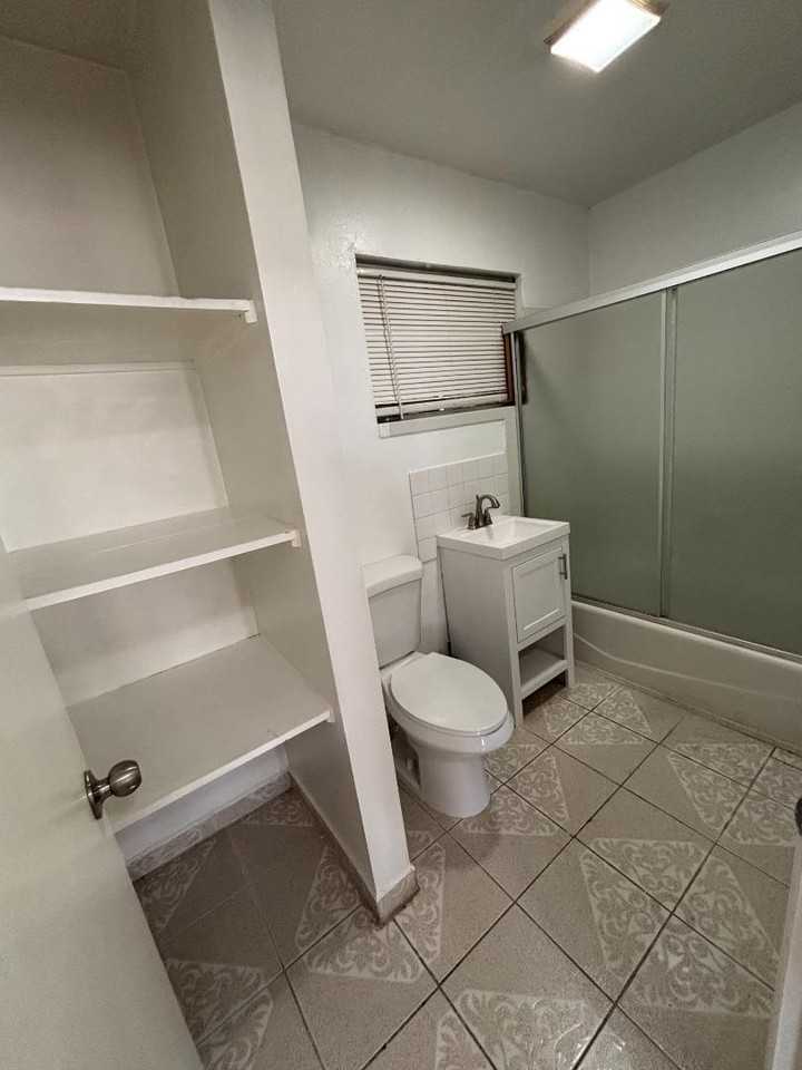 3044 Market St #2 - Photo 3 of 10