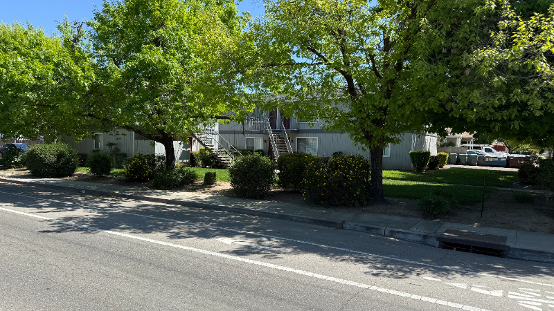 1875 5th St #103 - Photo 2 of 5