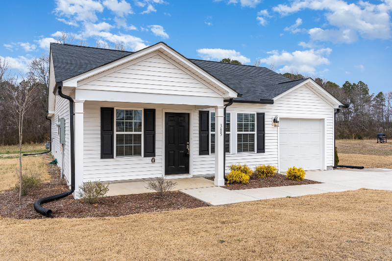 385 Dasu Dr - Photo 2 of 16