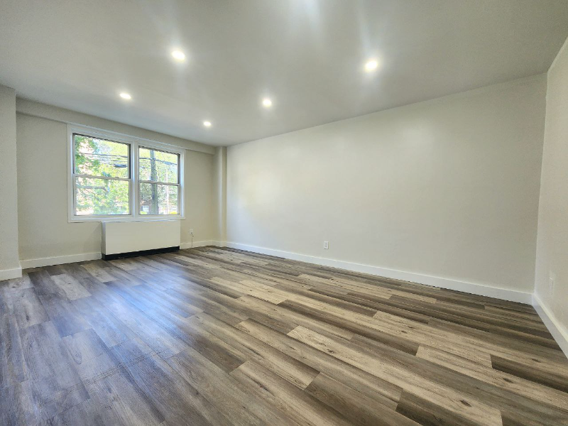 750 North Broad Street #1H - Photo 4 of 12