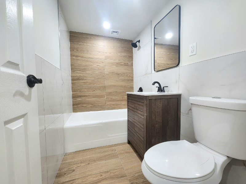 750 North Broad Street #1H - Photo 5 of 12