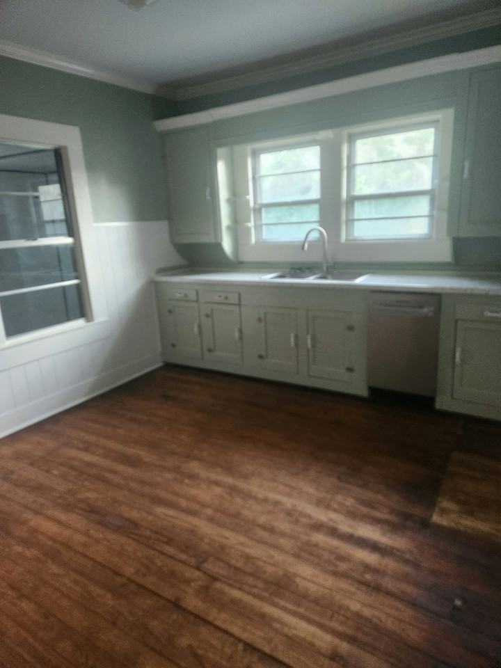 405 Thomas Street - Photo 4 of 7