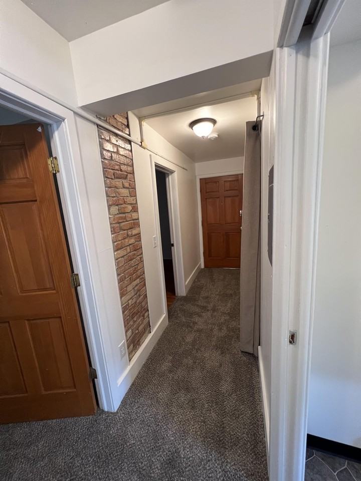 421 Abbot Road - Photo 6 of 9