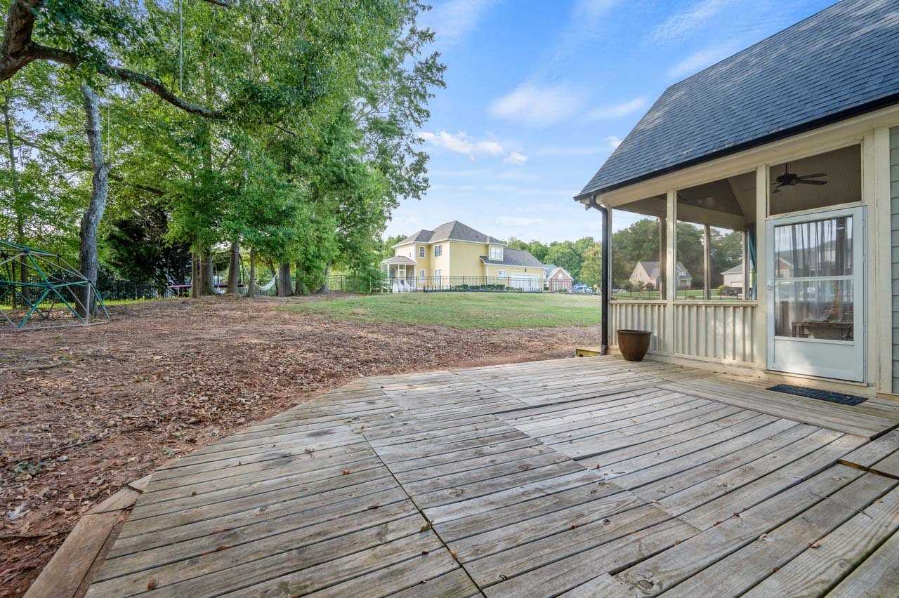 1100 Southern Escape Way - Photo 3 of 50