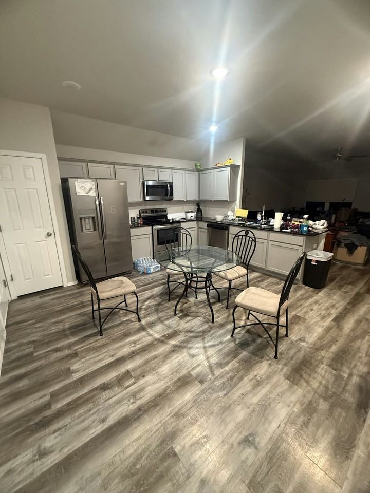 530 Woodcreek Lp - Photo 5 of 10