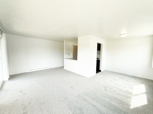 Seacrest Apartments - Photo 7 of 23