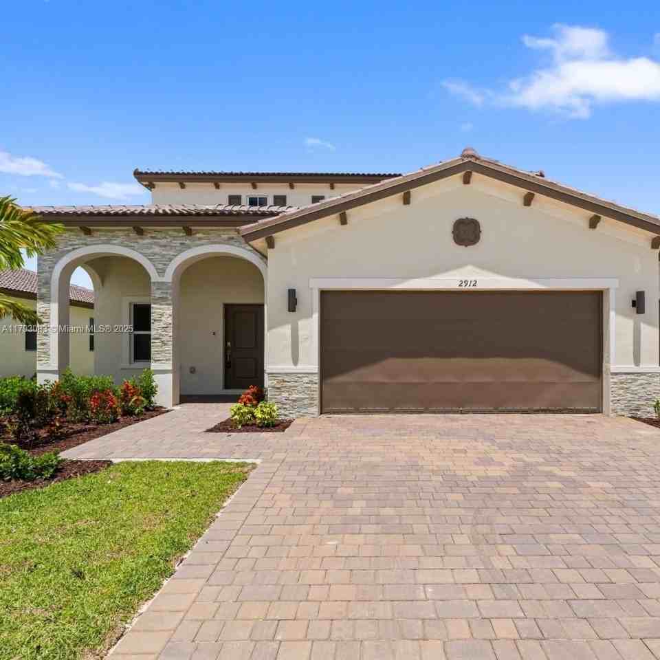 2912 Southeast 23rd Road #2919